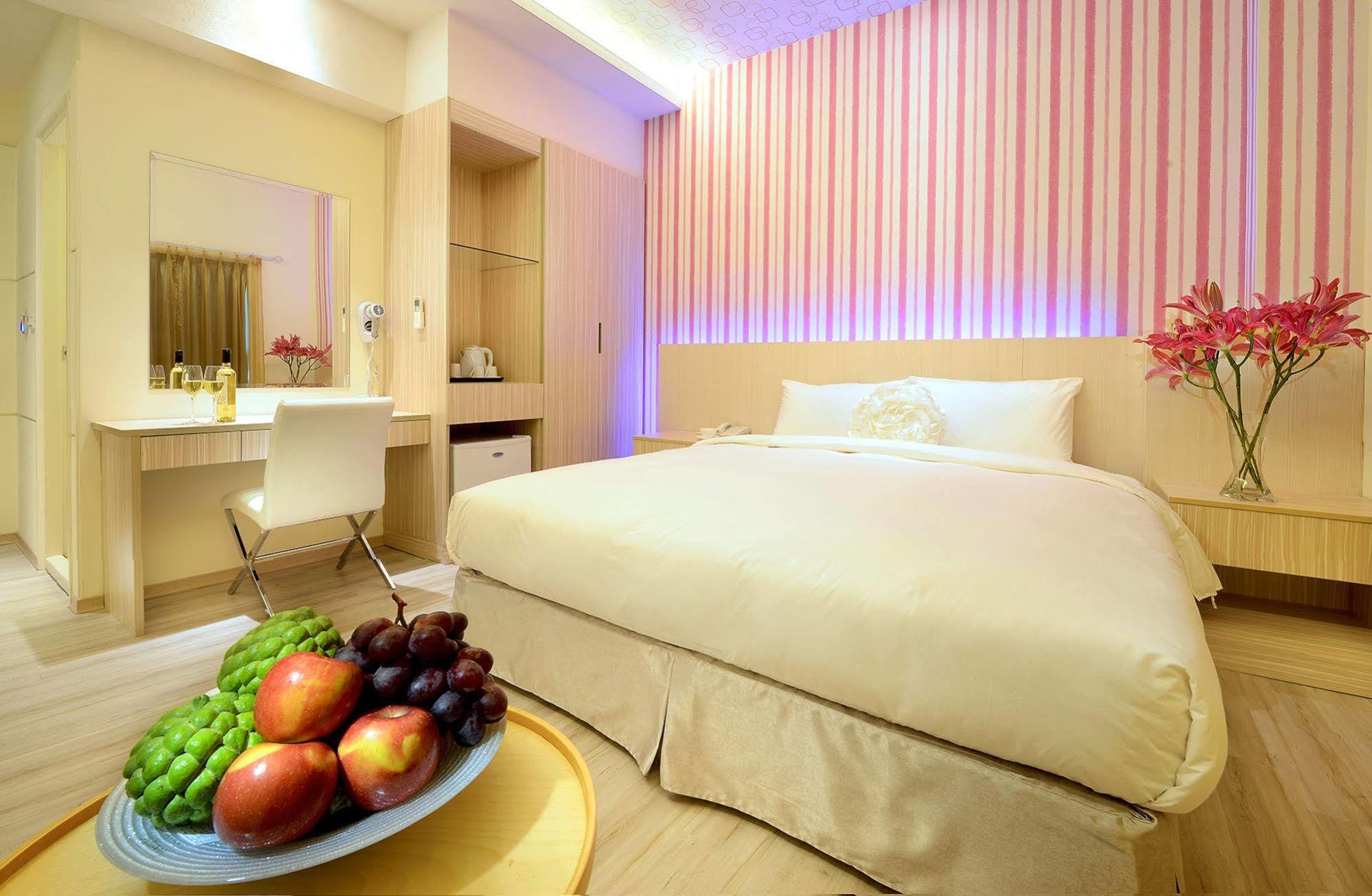 Anho Chew Hotel Luodong Extérieur photo